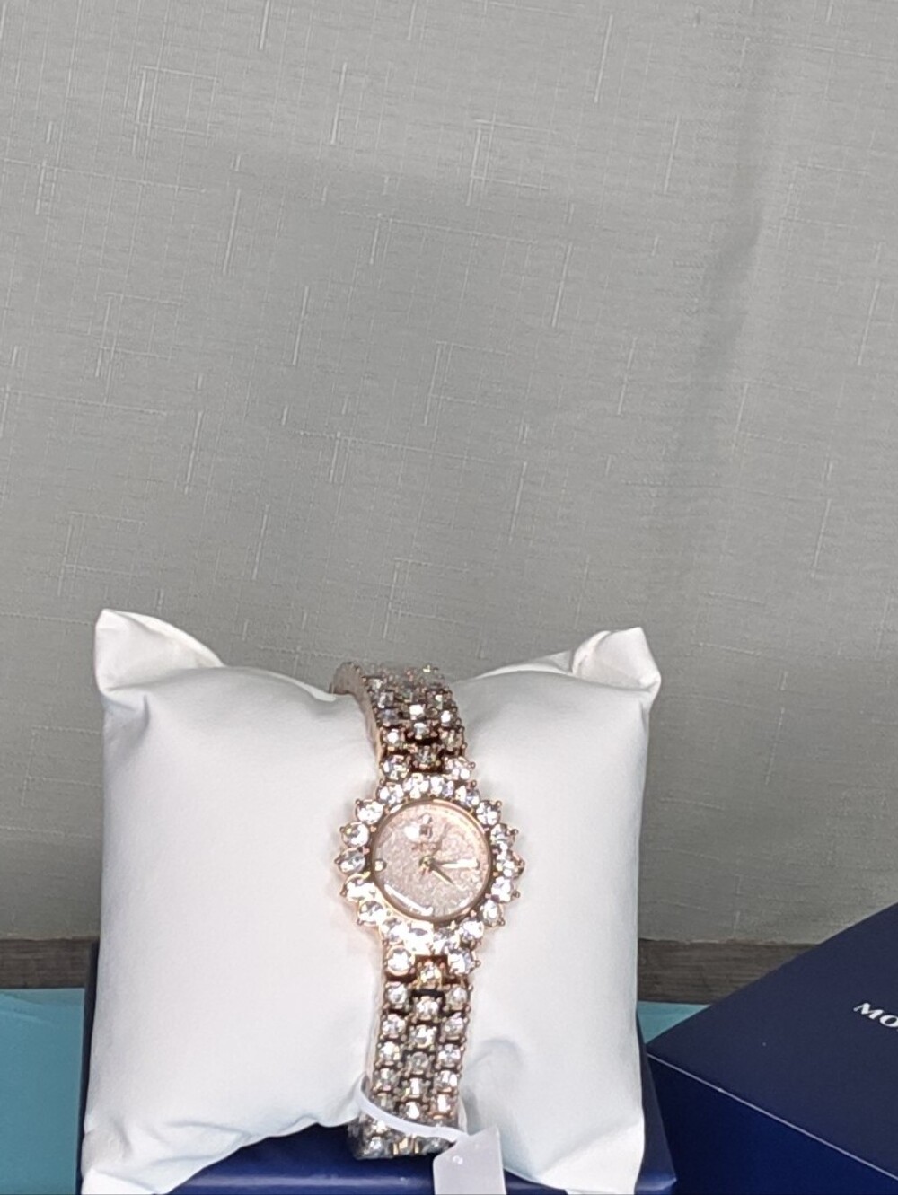 Elegant Rose Gold Crystal Bracelet Watch for Women